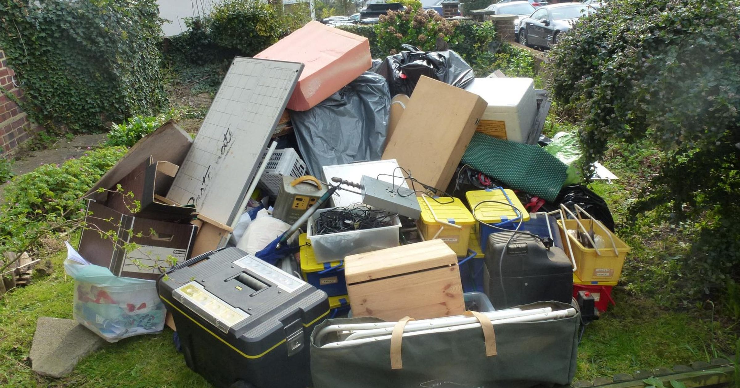 5 situations to call cheap rubbish removal service