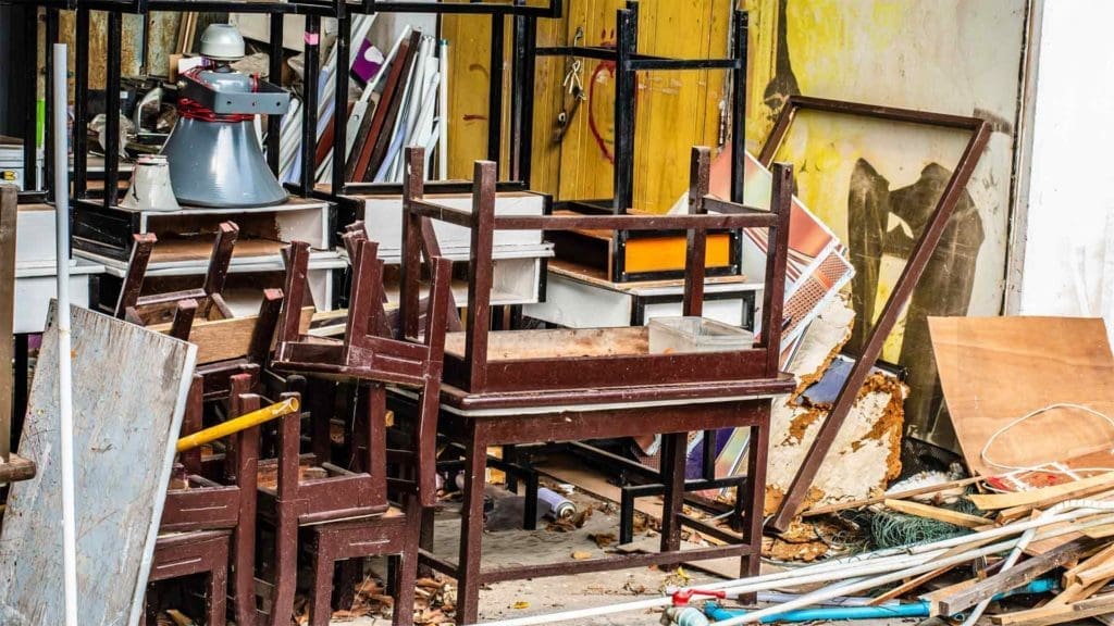 Rubbish Removal Melbourne Cheap, Fast & Reliable Go Easy